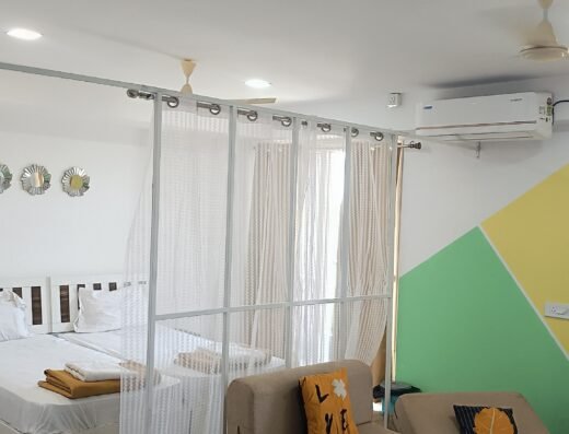 Cozy Studio Apartment at Airport